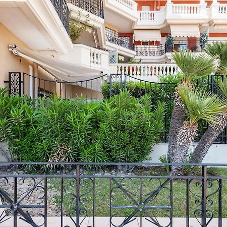 Superbe Studio Avec Terrasse En Front De Mer マントン エクステリア 写真